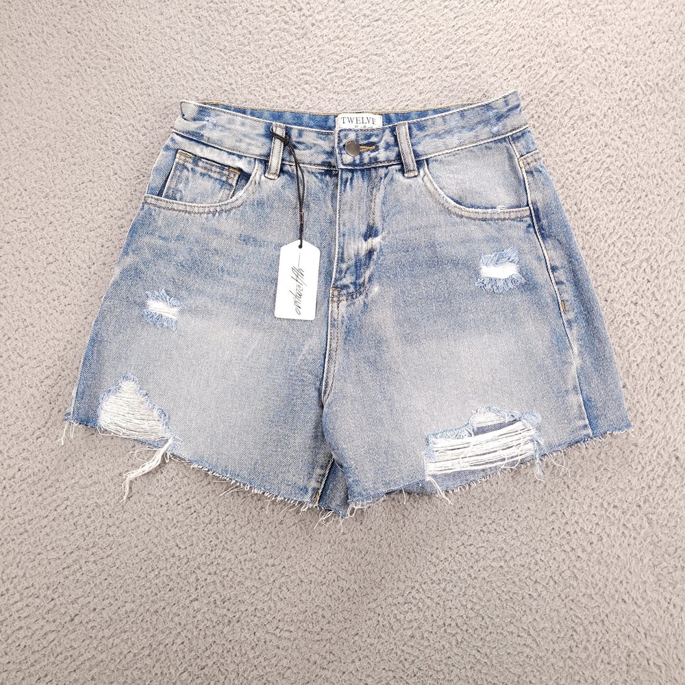 TWELVE By OnTwelfth Shorts Size MEDIUM Cut Off Distressed Denim 3" Inseam